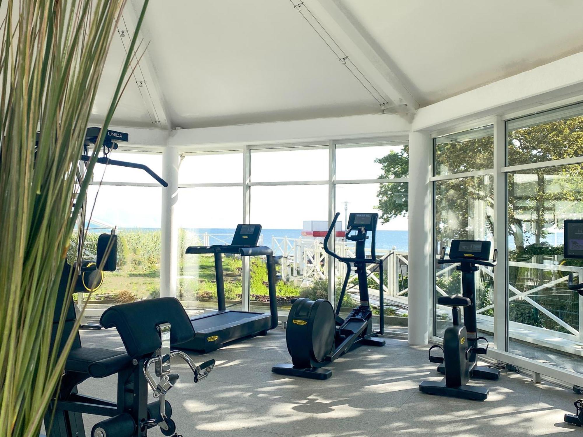 טימנדורפר שטרנד Grand Hotel Seeschloesschen Sea Retreat & Spa מראה חיצוני תמונה